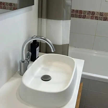 T2 Cosy A 500M Gare, Proche Mer & Centre Apartment
